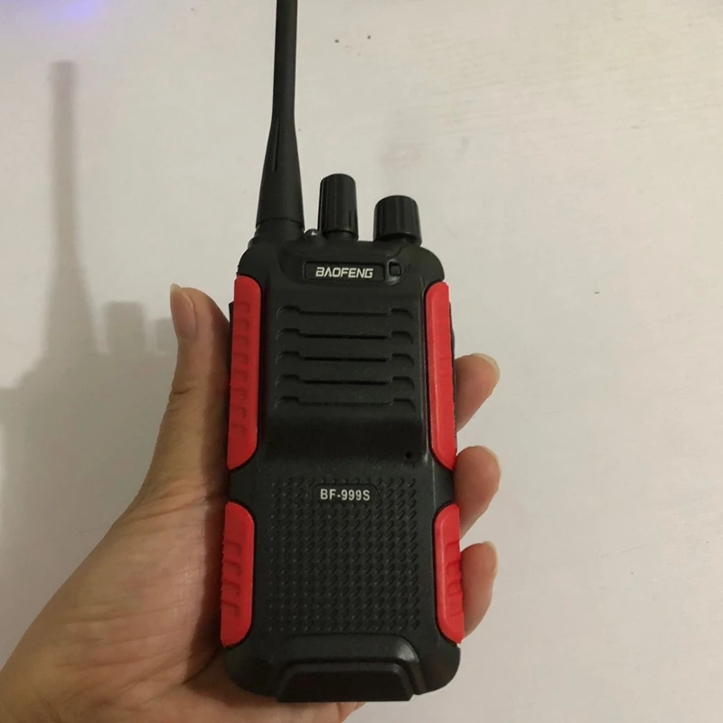 Baofeng BF-999S walkie talkie 16channel UHF 400-470mhz portable radio with FM radio black red color big size easy to operate Baofeng BF-999S walkie talkie 16channel UHF 400-470mhz portable radio with FM radio black red color big size easy to operate