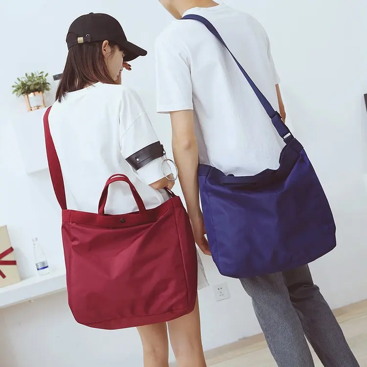 Nylon Waterproof Women Travel Bags Handbag Soft Duffle Bag Shoulder Weekend Travel Bag For Women 16T