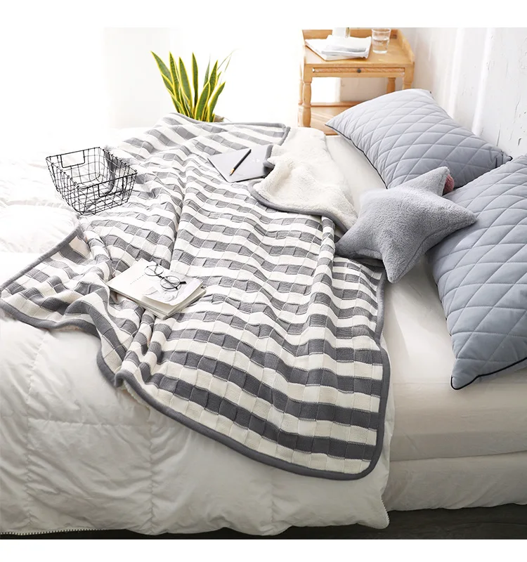 

Double Lambs Thread Plaid Blanket Grey Throw Blankets for Bed Sofa Home Textile Fashion Cape 127x152cm Knitted Carpet