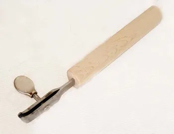 

PGFadjustable edge press leather carving tool