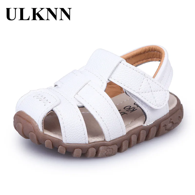 ULKNN/Летняя детская обувь; сандалии с закрытым носком для маленьких мальчиков; кожаные дышащие пляжные сандалии с вырезами; sandalia infantil; удобная детская обувь