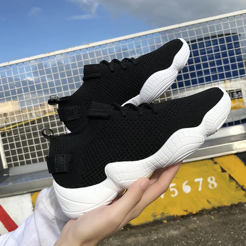 

2019Summer Mesh Breathable Socks Fying Woven Shoes Outdoor Trekking Sneakers Casual Sneakers Round Head Women's Shoes