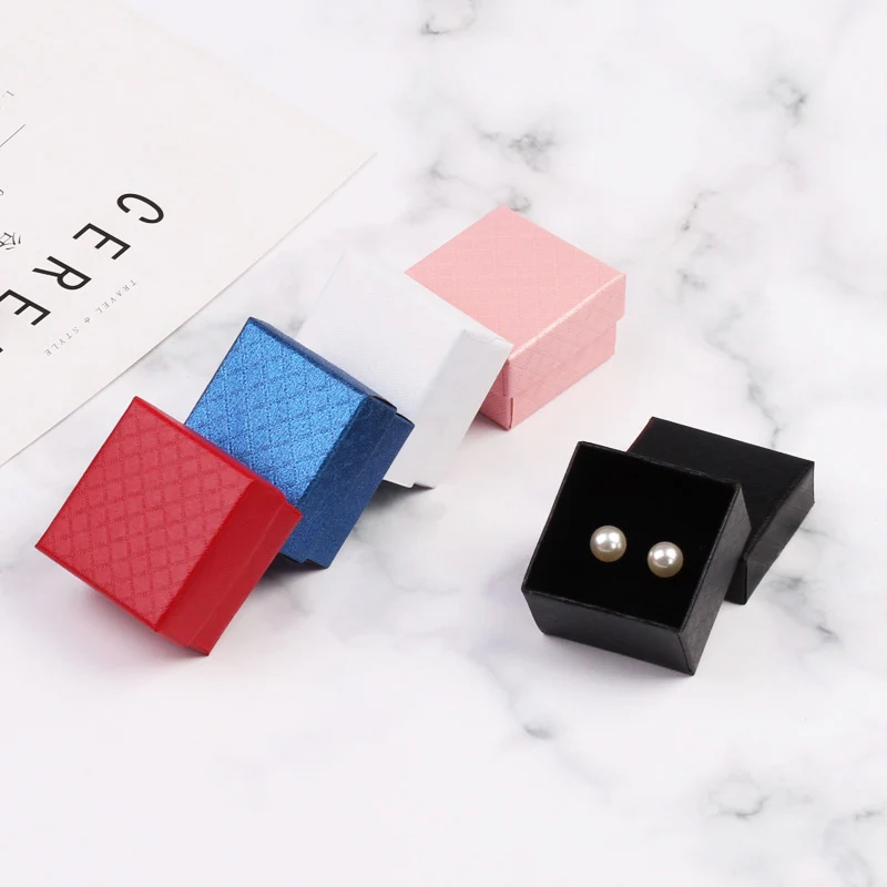 

Bumpy Diamond Style Paper Earring Box For Jewlery Display Gift Box Multi-color Display Packaging With Sponge 1pcs