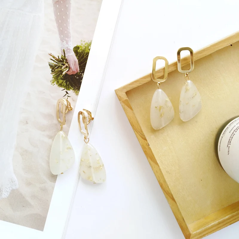 

Free Shipping Elegant Irregular Stone Geometric Alloy Earring