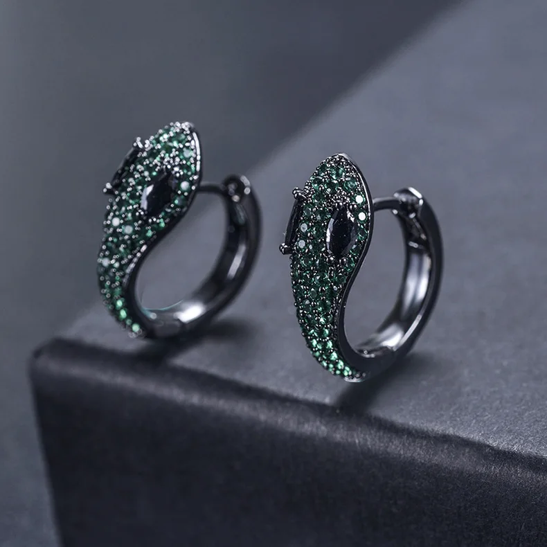 

Top Quality New Fashion Monacon Vintage Black Buckle Earrings Micro Mosaic Green AAA+ Zircon Cute Snake Earrings Hoop for Women