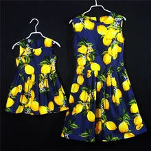 Европейский Американский стиль хлопка Lemon складки рукавов юбки Семейный комплект одежды мать и платье для маленькой девочки платья