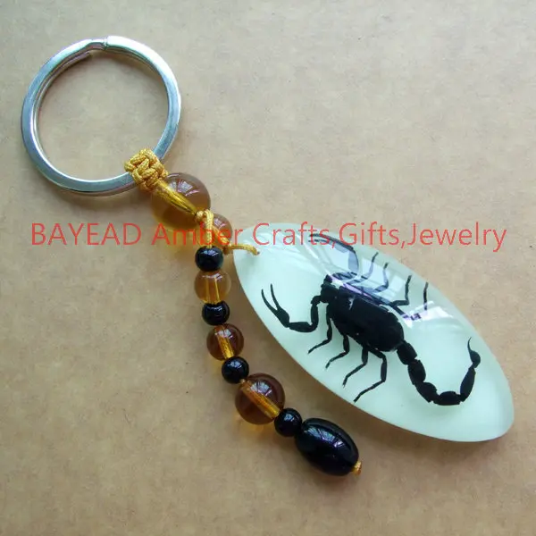 Real Black Scorpion in Glow Resin Keychain 56*24.5*12mm Scorpion
