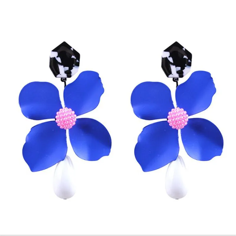 

Aretes de mujer Modernos 2018 Earrings For Women Fashion Jewelry Personality Simple Flower Creative floral Earrings Female R032
