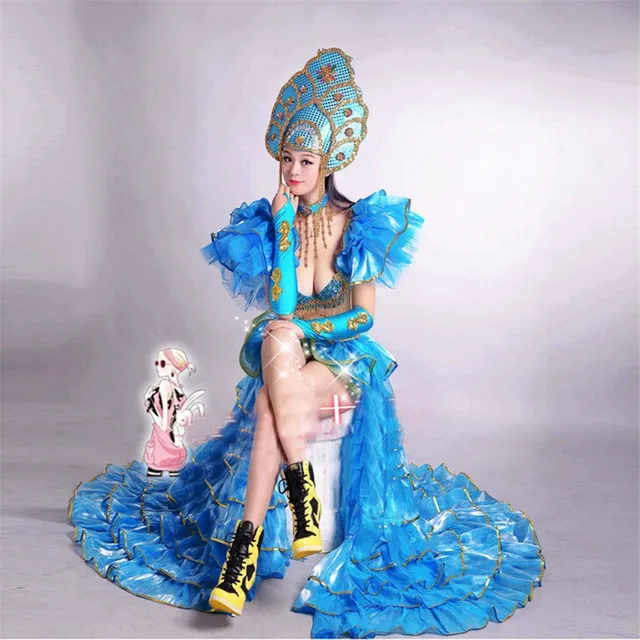 Buy beautiful queen costumes for women festival dance