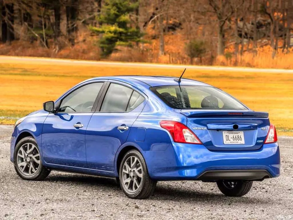 Nissan седан 2015