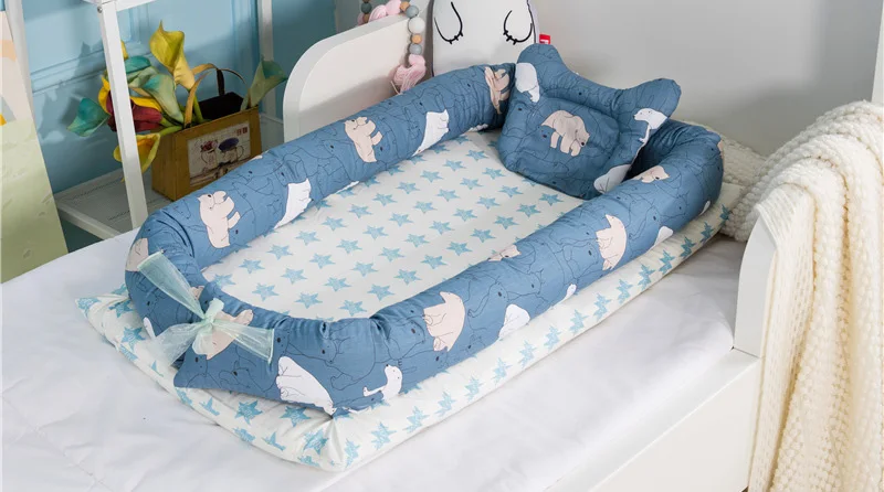 Для мам и малышей с Портативный новорожденных биомимикрия Многофункциональный Emperorship Solidder детская складная дорожная кровать с бампером матрас для кроватки - Цвет: Ice bear