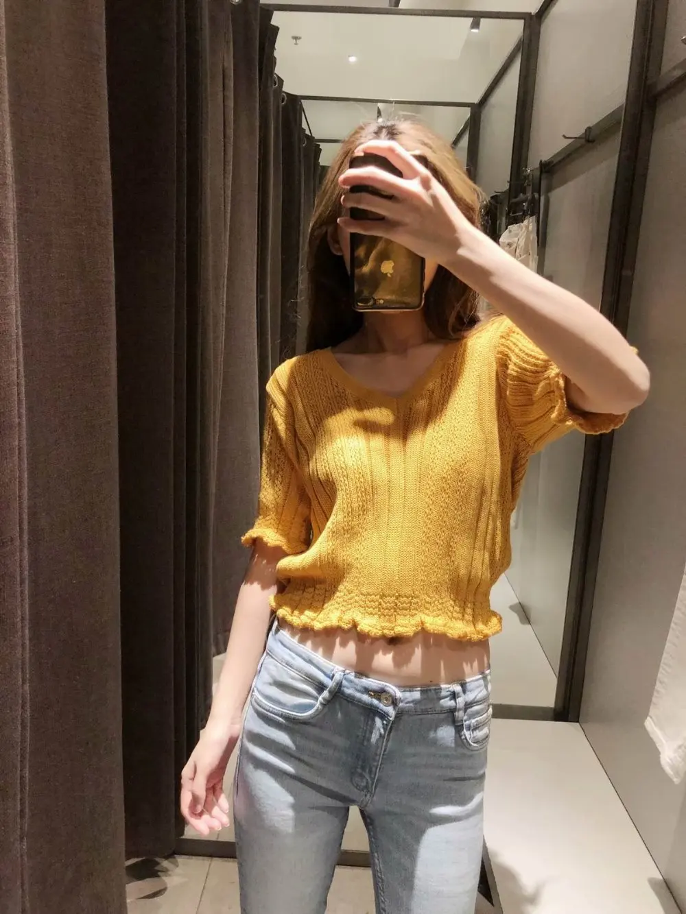  (19)