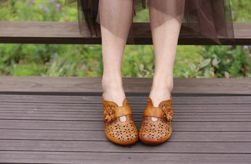 Обувь в национальном стиле; модная летняя обувь для холодной погоды; женская кожаная уличная одежда Baotou; тапочки; туфли на высоком каблуке в стиле ретро
