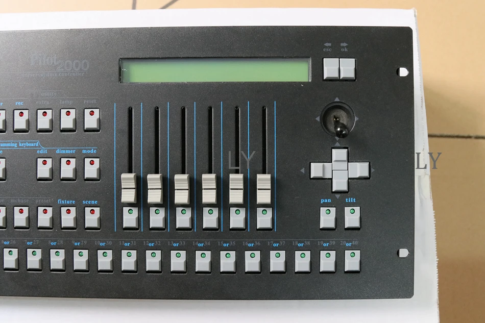 DMX Pilot 2000 контроллер для сценический светильник с подвижной головкой светильник
