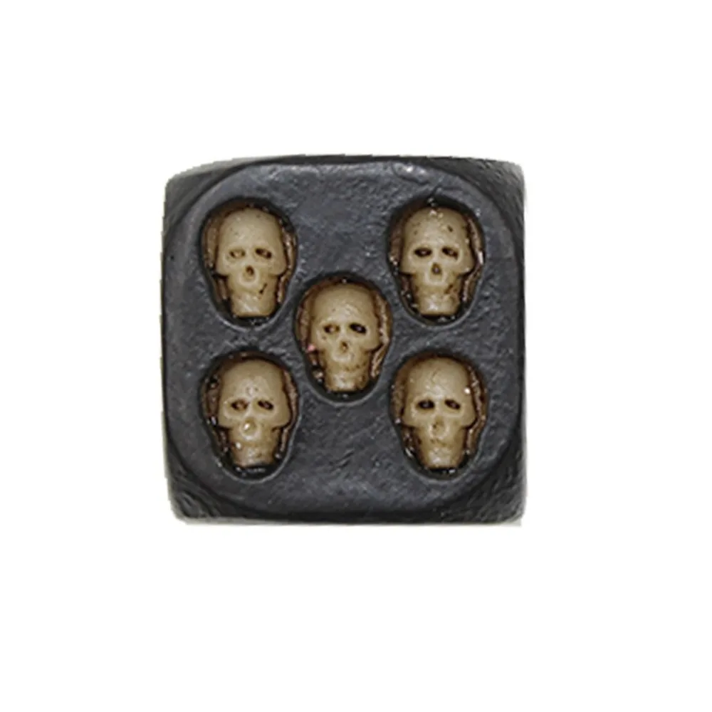 5Pcs/set Creative Skull Bones Dice Six Sided Skeleton Dice Club Pub Party Game Toys Resin Dice for Children Adults