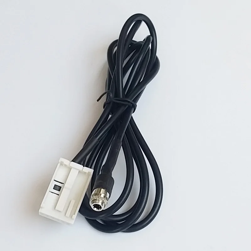 Адаптер для штекера Biurlink RCD210 RCD300 RCD310 RNS300 RNS310 MFD2 AUX экранированный провод Volkswagen