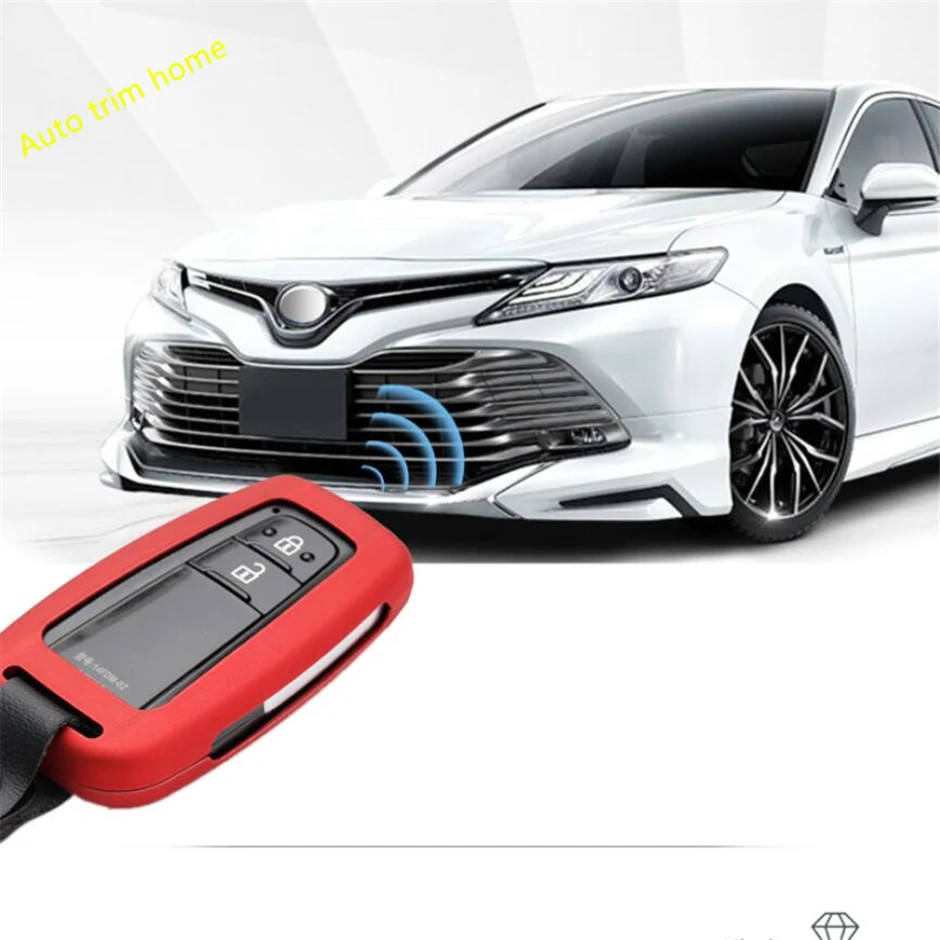 Чехол Обложка для ключей Lapetus с цепочками обшивка подходит Toyota Avalon 2019 2020 2021 / Camry 2018