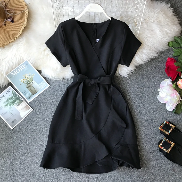 Женское винтажное короткое платье ALPHALMODA асимметричное гофрированное с поясом V