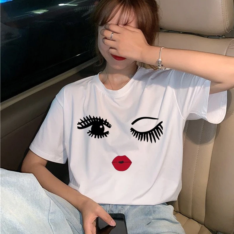 

Funny Graphic Cute T Shirt Women Harajuku Fashion Ullzang T-shirt Eyelash Print Aesthetic Tshirt 90s Korean Style Top Tee Female