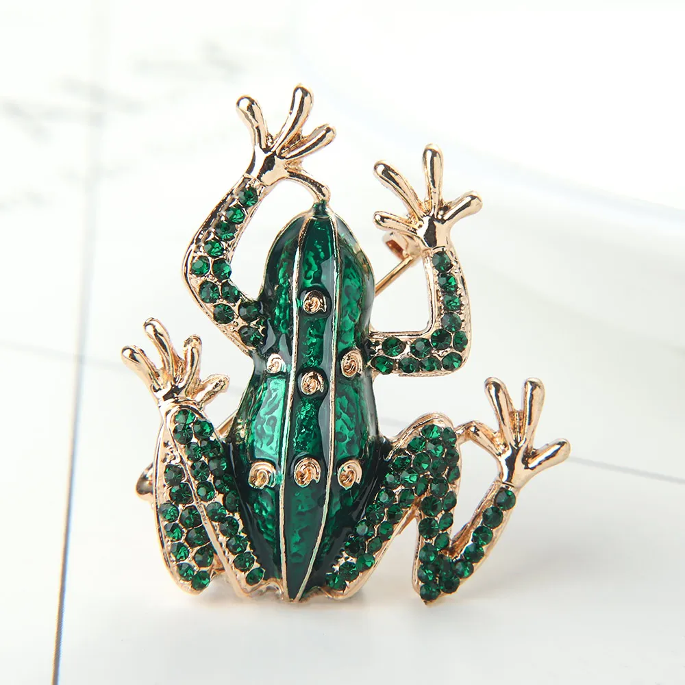 Frog Pins Cute Animals Brooches Lovely Alloy Lapel pin Badges Culture