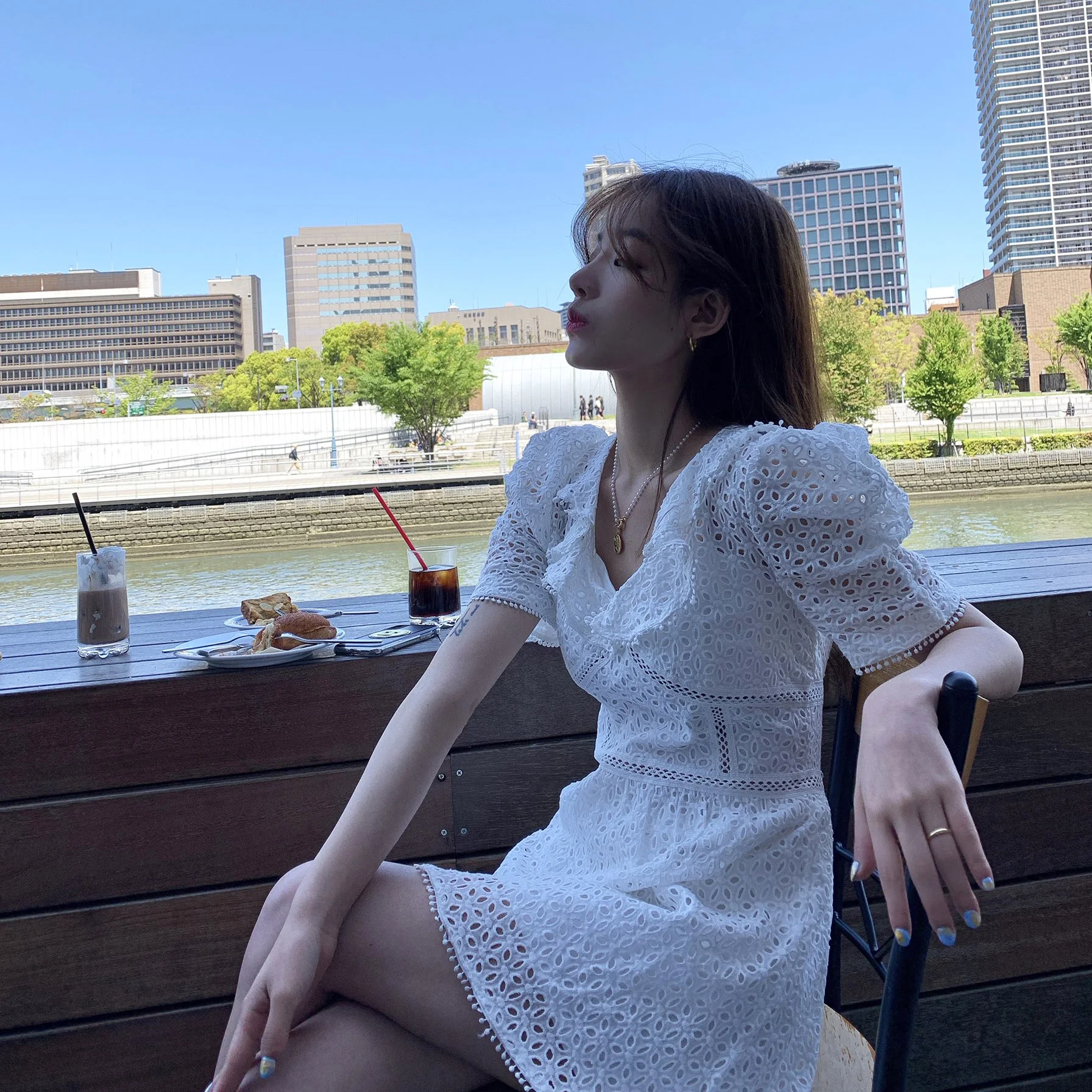 

Hollow Ruffle White Lace Dress Cotton Beach Dresses Woman Party Night Cute Mini Vestidos Cortos Robe Ete 2019 Backless a Line
