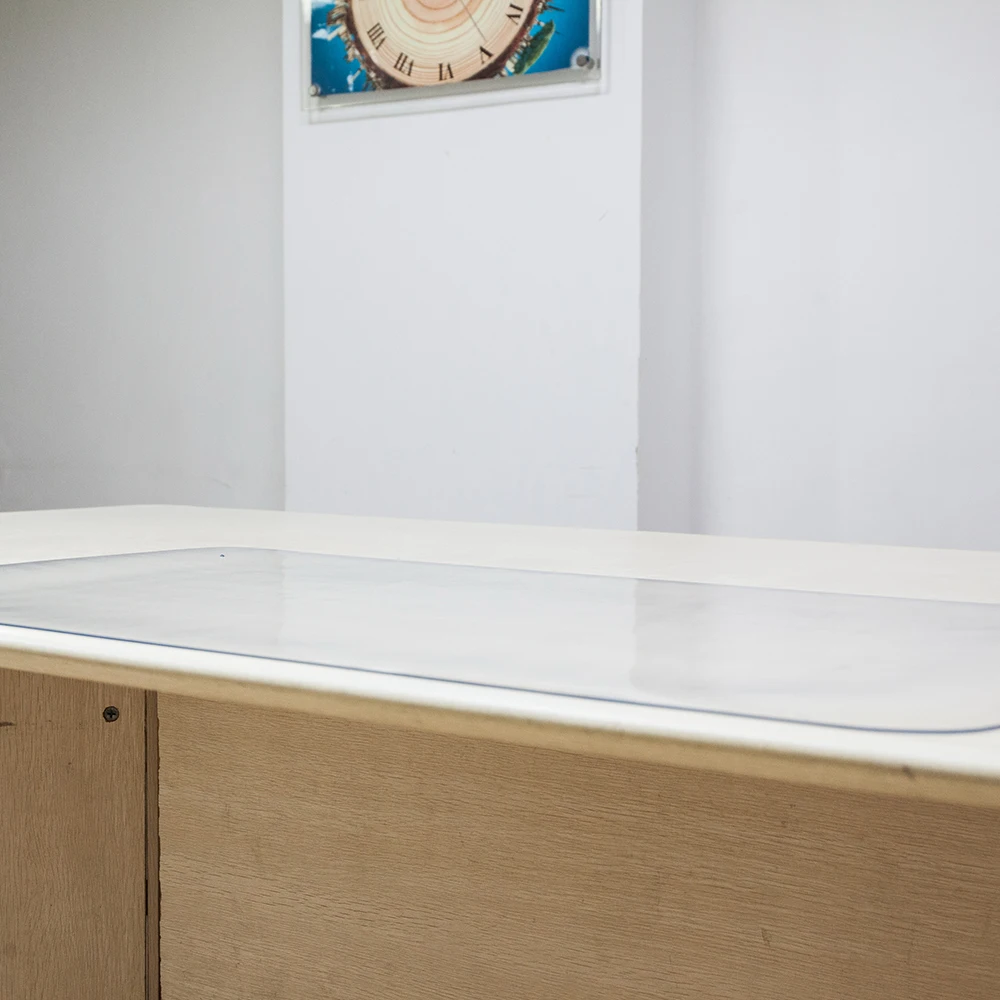 

Matladin ПВХ коврик для стола 90x50x0,25 см прозрачность