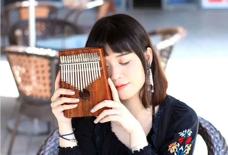 Абсолютно 17 клавиш Kalimba Mbira Calimba твердый акации «пианино для больших пальцев» Link динамик электрический датчик с сумкой+ кабель 3 м