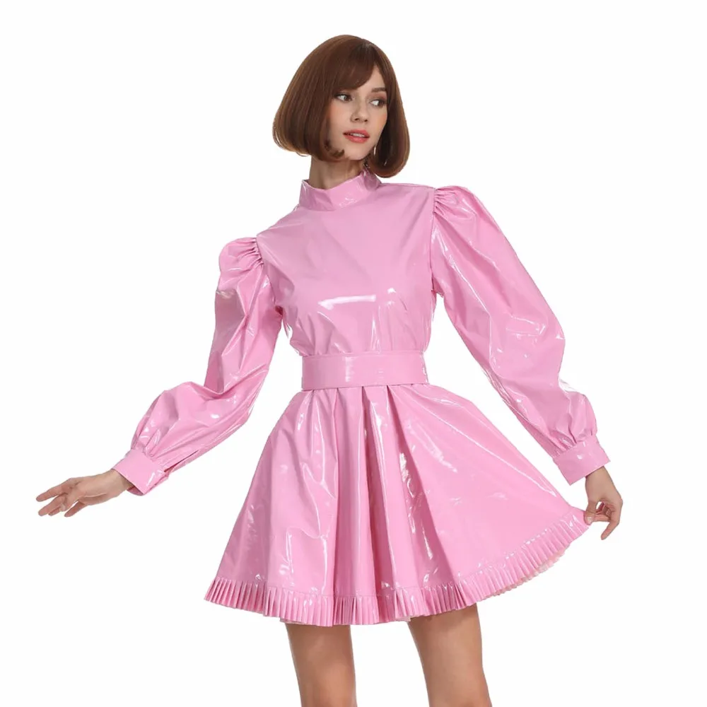 Женское платье с высоким воротником Sissy розовое из ПВХ длинными рукавами и замком