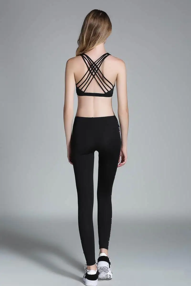 3641120845_2058610055