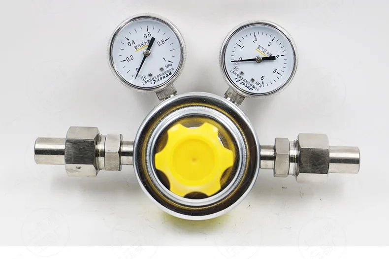 Ammonia pressure regulator