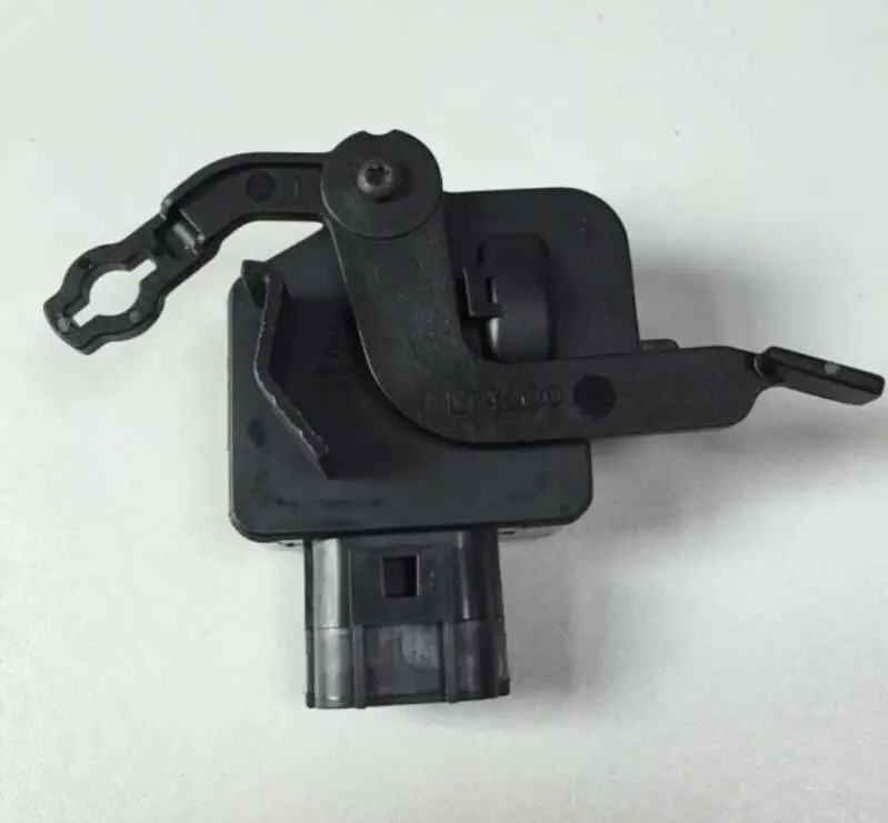 Tailgate Tail Gate Door Hatch Lock Actuator Motor for 99 04 Jeep Grand