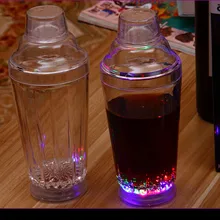 1 шт. мигающий светодиодный коктейльный шейкер для мартини шейкер Красочный светодиодный шейкер для коктейлей OK 0429