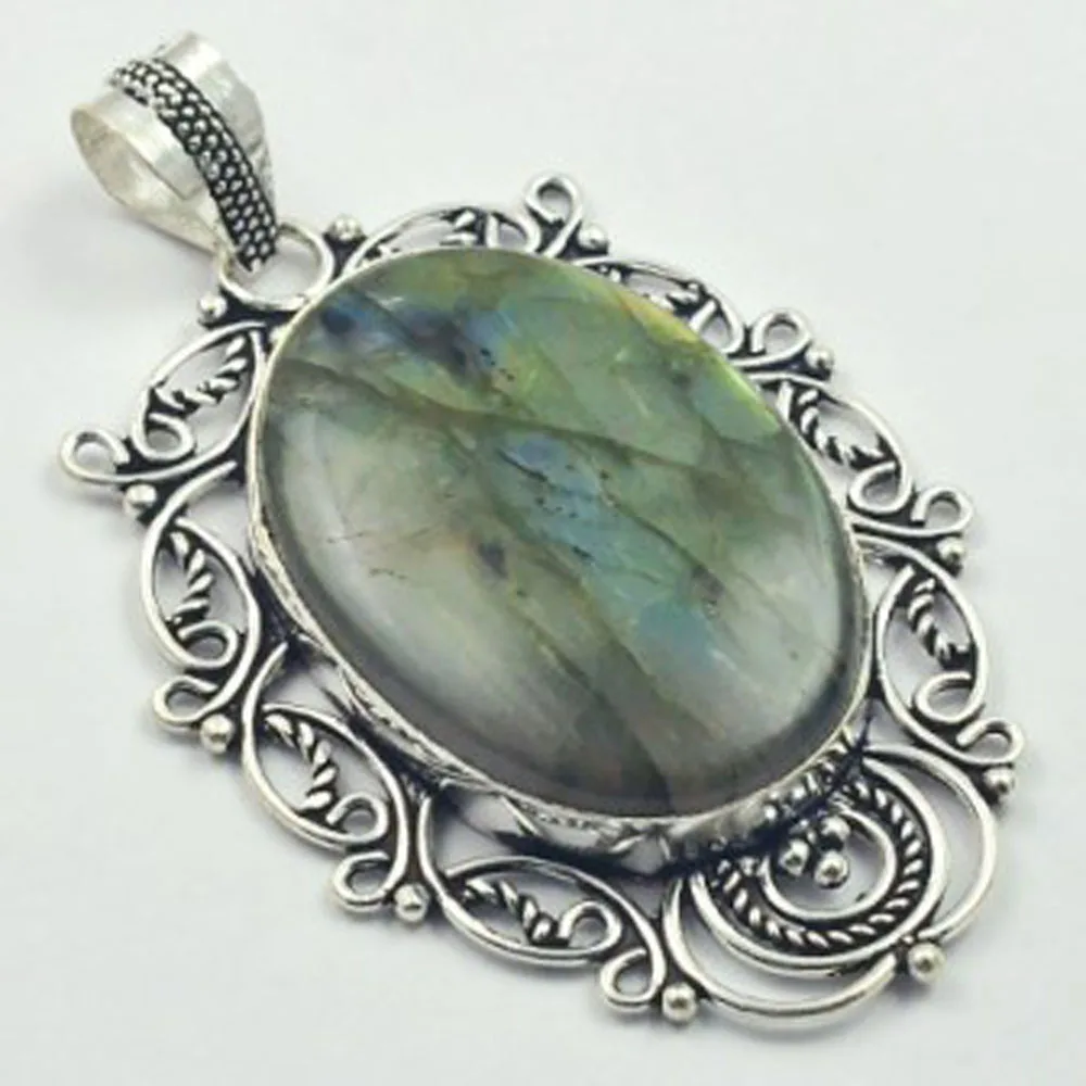 

Labradorite Pendant Silver Overlay over Copper, Total Length: 72mm , P4324