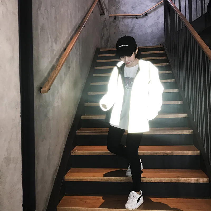 

Spring Autumn Couples Reflective Windbreaker Women Luminous Clothes Fluorescent Stars Hooded Coats Plus Size Fashion Jackets