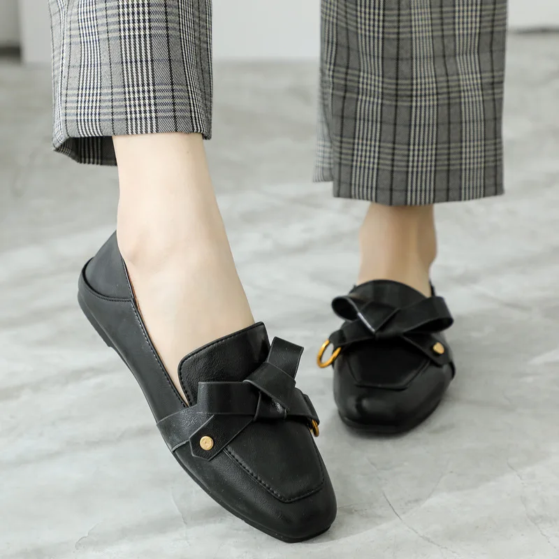 

Large size female spring new flat bottom Korean version of a pedal lazy shoes female peas shoes large size
