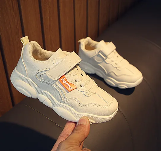 

Korean version of the 19 spring models red shoes girls old shoes children's shoes white shoes Running shoes