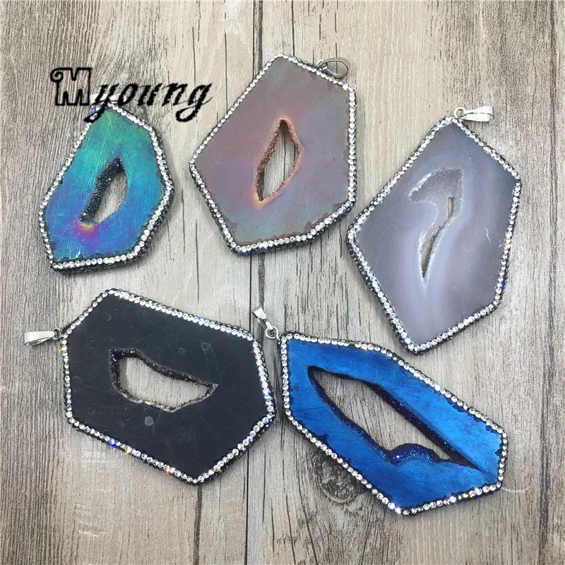 

Freeform Titanium Agates Geode Slice Pendant, Colorful Druzy Agates Quartz Geode Slab Pendant With Rhinestone Paved Edges MY1762