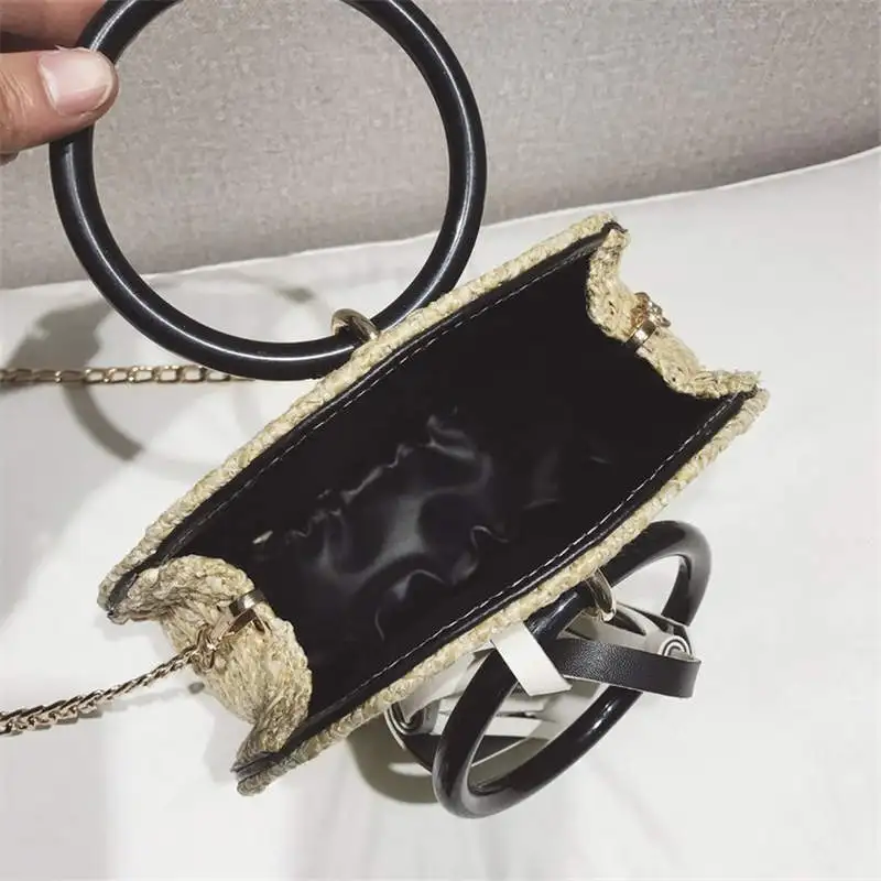 54__9421183745_1835341813