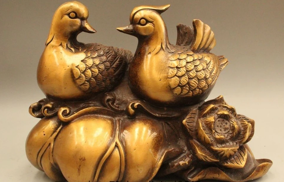 

10" Chinese Folk Brass Cute Male Female Mandarin duck Bird Lotus Flower Statue
