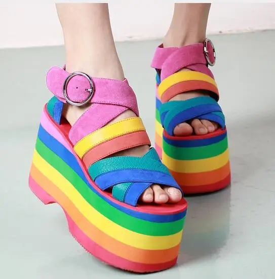 2017 Fashion Summer New Colorful  Rome Style Platform Sandals Botas Gladiator Sandals Women Strap High Heels Wedges Dress Shoes