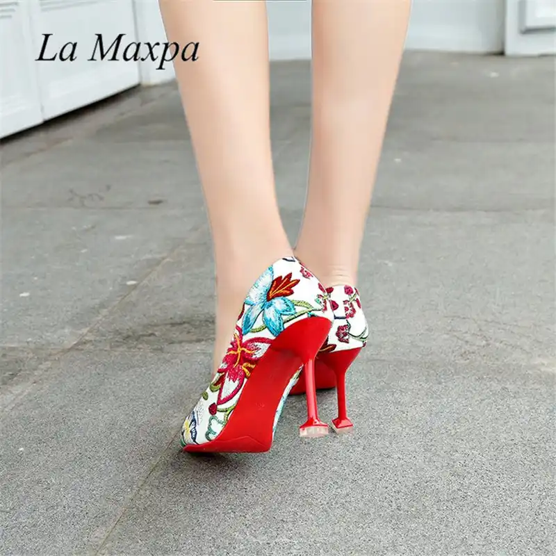 womens shoes with red soles