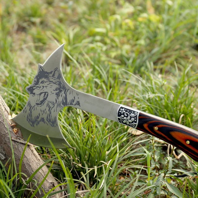 Multifunctional Tomahawk Outdoor Wolf Model Mountain Camping Ax Survival Camping Hatchet With Wooden Handle Portable Jungle Ax