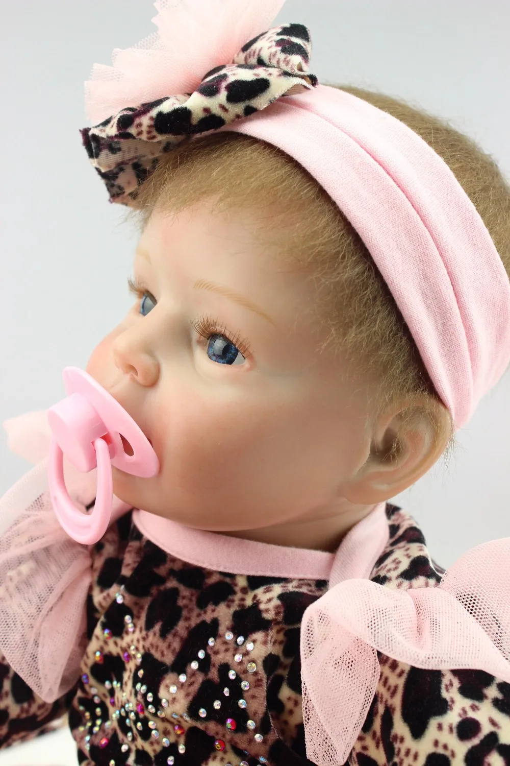 Оптовая продажа реалистичные моделирование reborn baby doll Мягкий силиконовый винил настоящая нежное прикосновение Новорожденные кукла