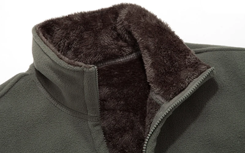 2424569855_516269641