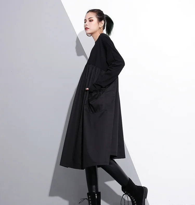 [EAM] Новое весеннее черное платье с круглым вырезом и длинным рукавом большого размера с карманами и разрезом большого размера женское модное платье JE616