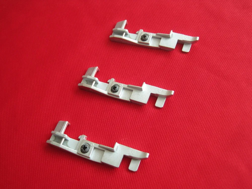 Singer sewing machine presser 550,623 home blind hem foot Singer