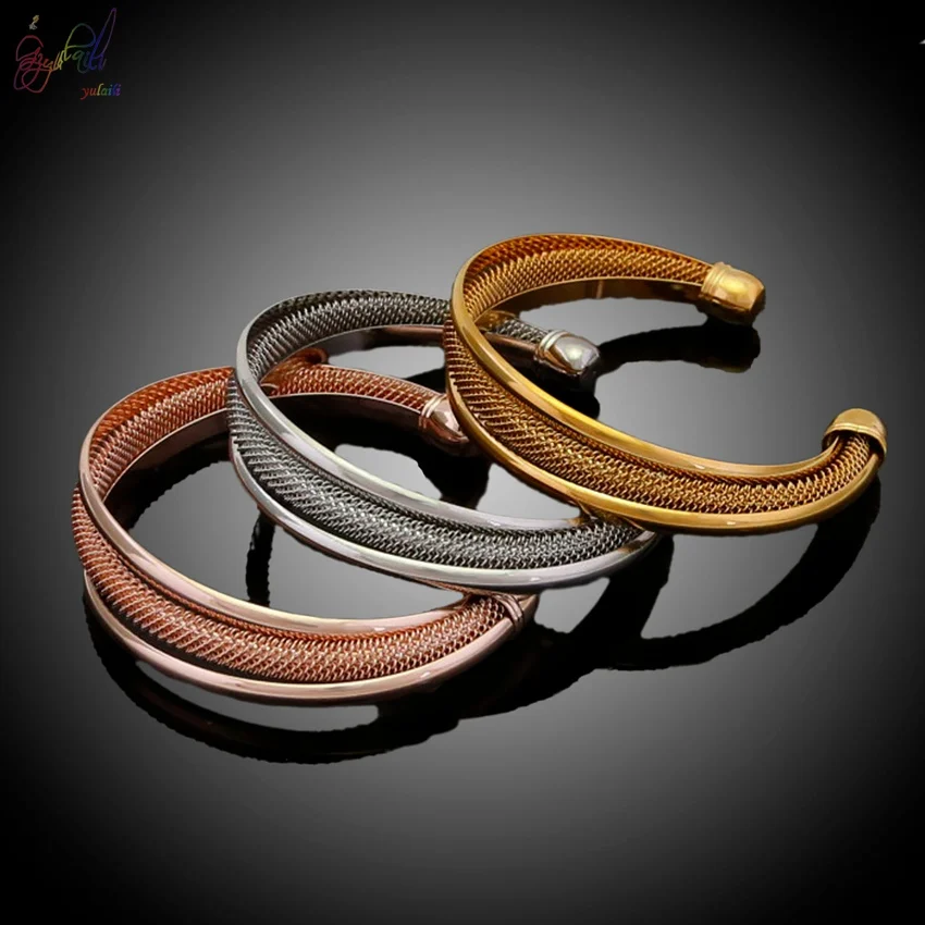 

YULAILI Brand 2018 High Quality Fashion Design Ladies Costume Alloy Three Tones Gold-color Bangle