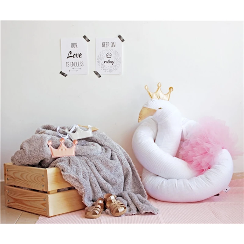 

190CM Baby Nodic Swan Newborn Bed Bumper Cartoon Long Pillow Baby Bed Bumper Crib Protector Plush Infant Room Decor Photo Props