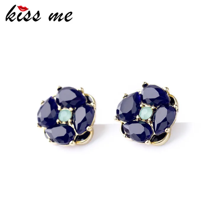 

KISS ME Ms Midsummer All Match Simple Blooming Flowers Small Stud Earrings Factory Wholesale