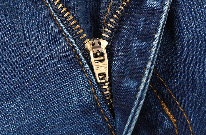 Высокое качество сезон: весна-лето для мужчин Smart повседневное загрузки вырезать джинсы для женщин бизнес